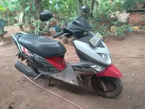 Yamaha Ray Zr 2017 Motorbike (Used)