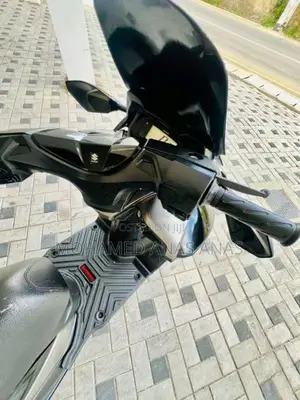 Suzuki BURGMAN 2019 Motorbike (Used)