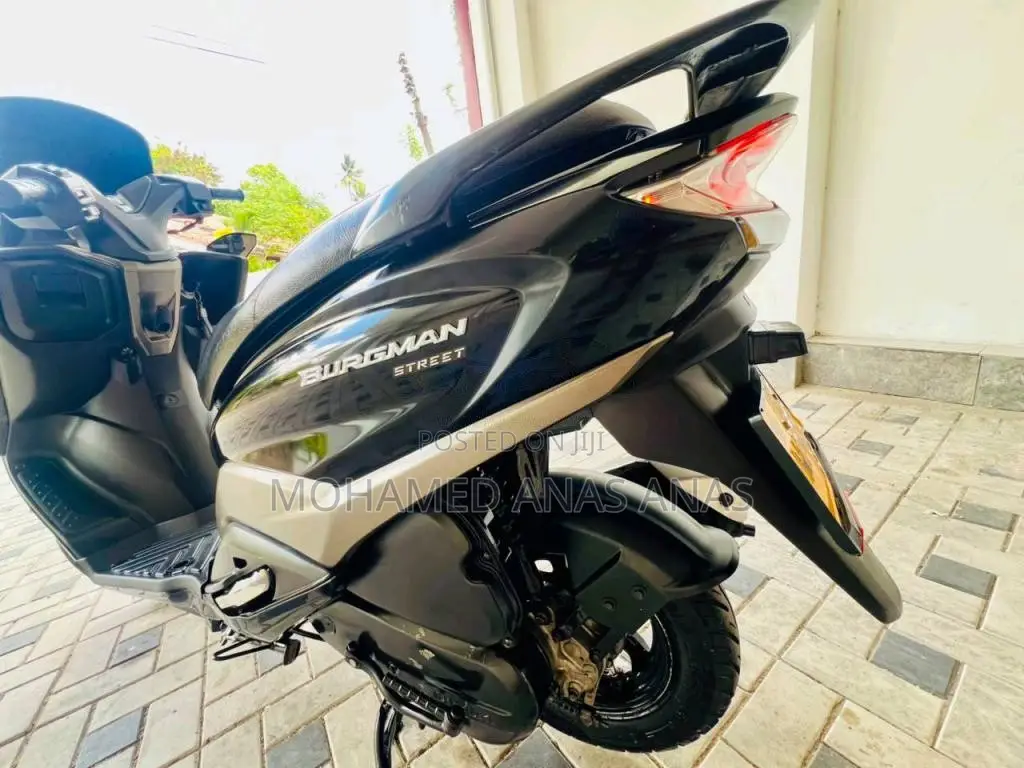 Suzuki BURGMAN 2019 Motorbike (Used)