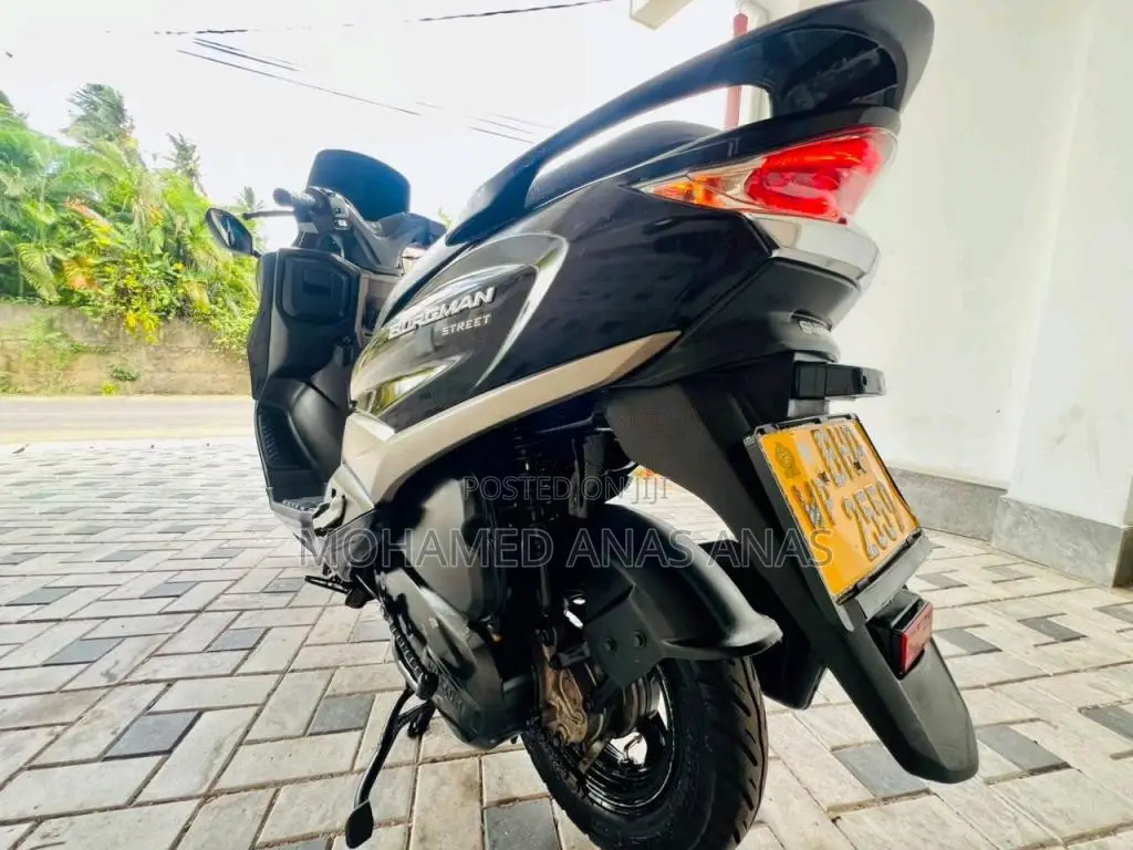Suzuki BURGMAN 2019 Motorbike (Used)