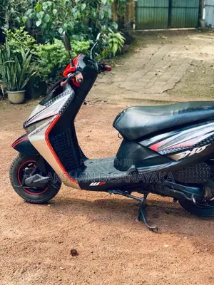Honda Dio 2010 Motorbike (Used)