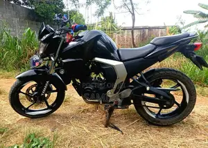 Yamaha FZ Version 2.0 2016 Motorbike (Used)