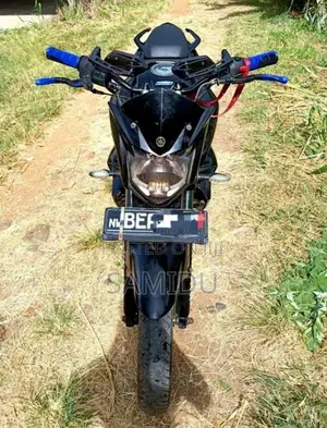 Yamaha FZ Version 2.0 2016 Motorbike (Used)
