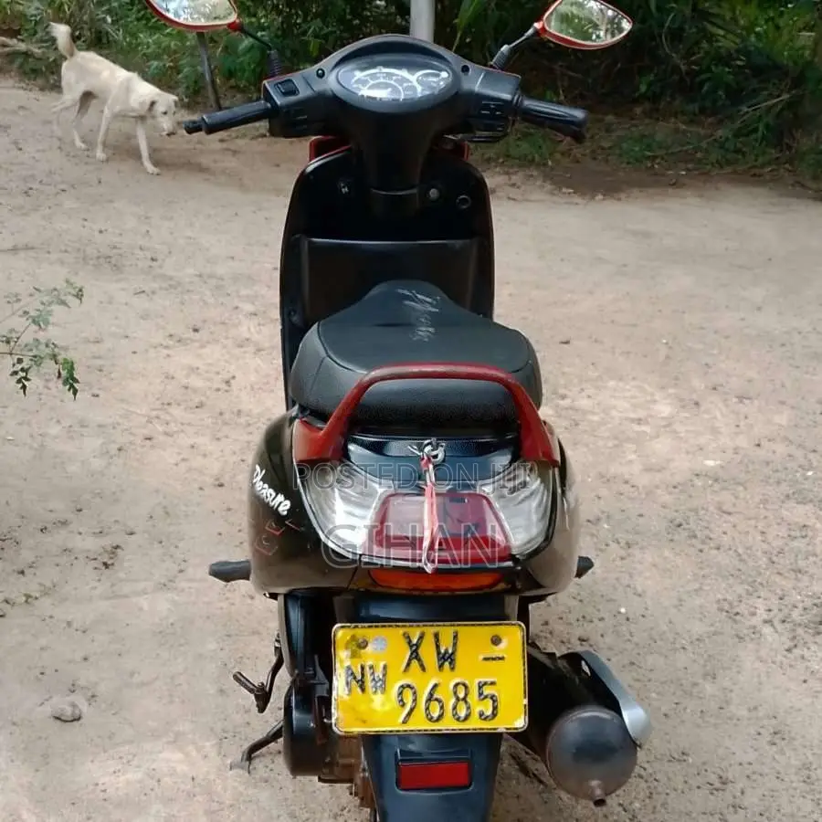 Hero Pleasure 2012 Motorbike (Used)
