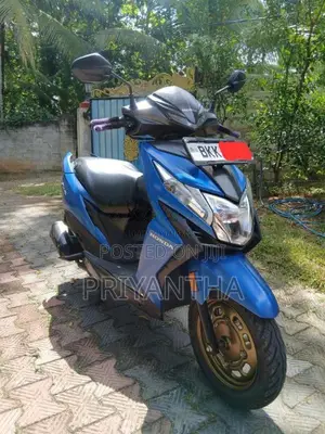 Honda Dio 2025 Motorbike (Used)