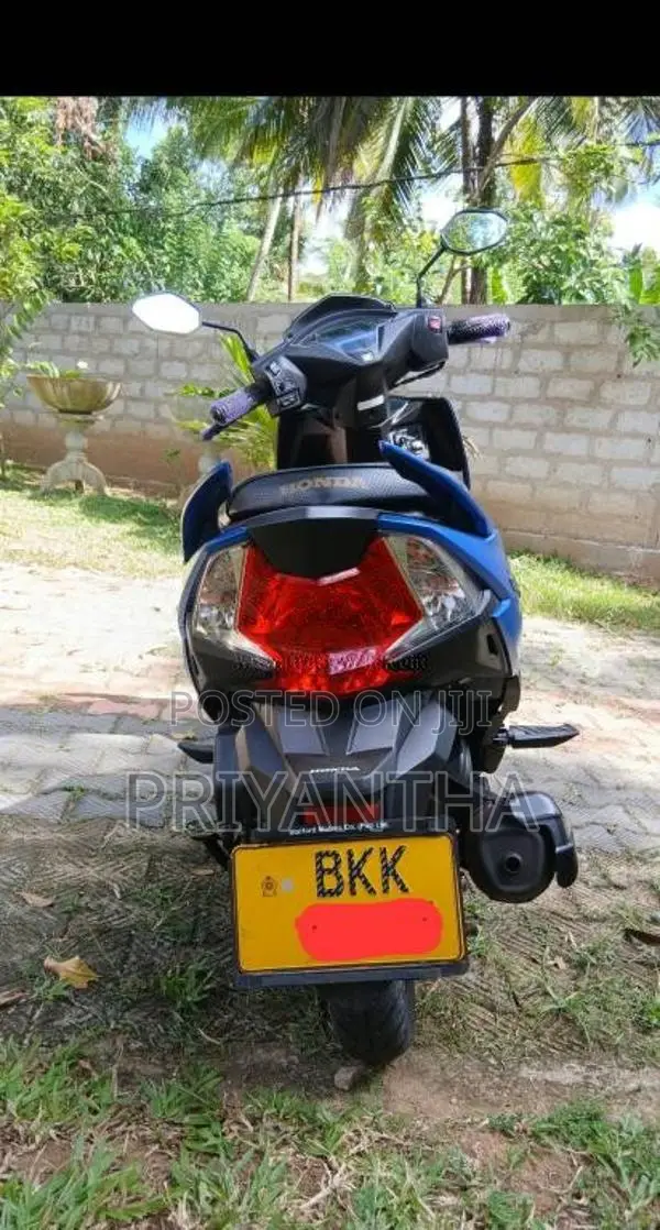 Honda Dio 2025 Motorbike (Used)