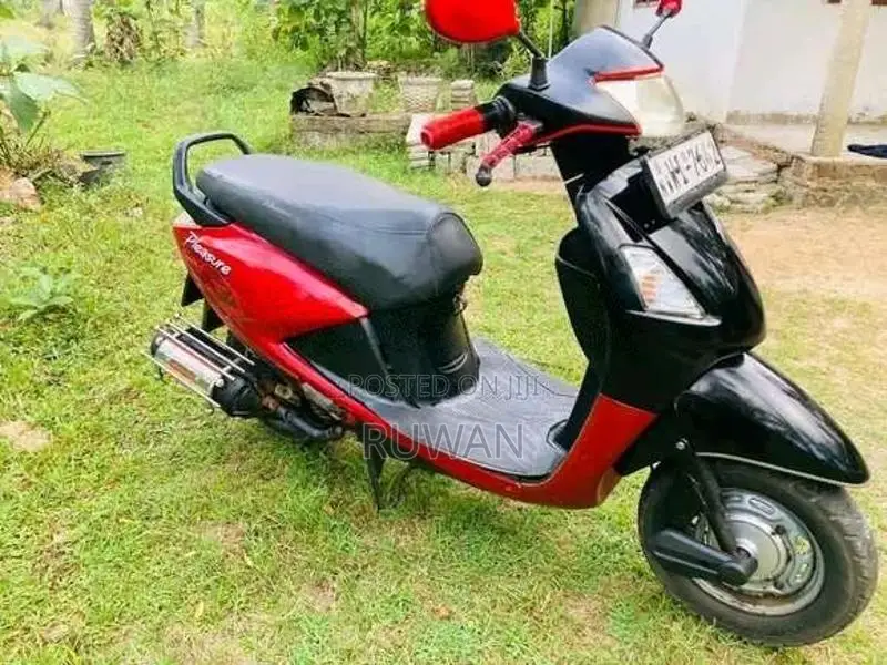 Hero Pleasure 2011 Motorbike (Used)