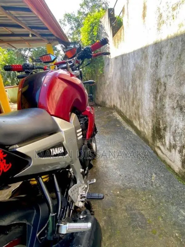 Yamaha FZ 2010 Motorbike (Used)