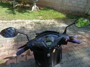 Honda Dio 2025 Motorbike (Used)