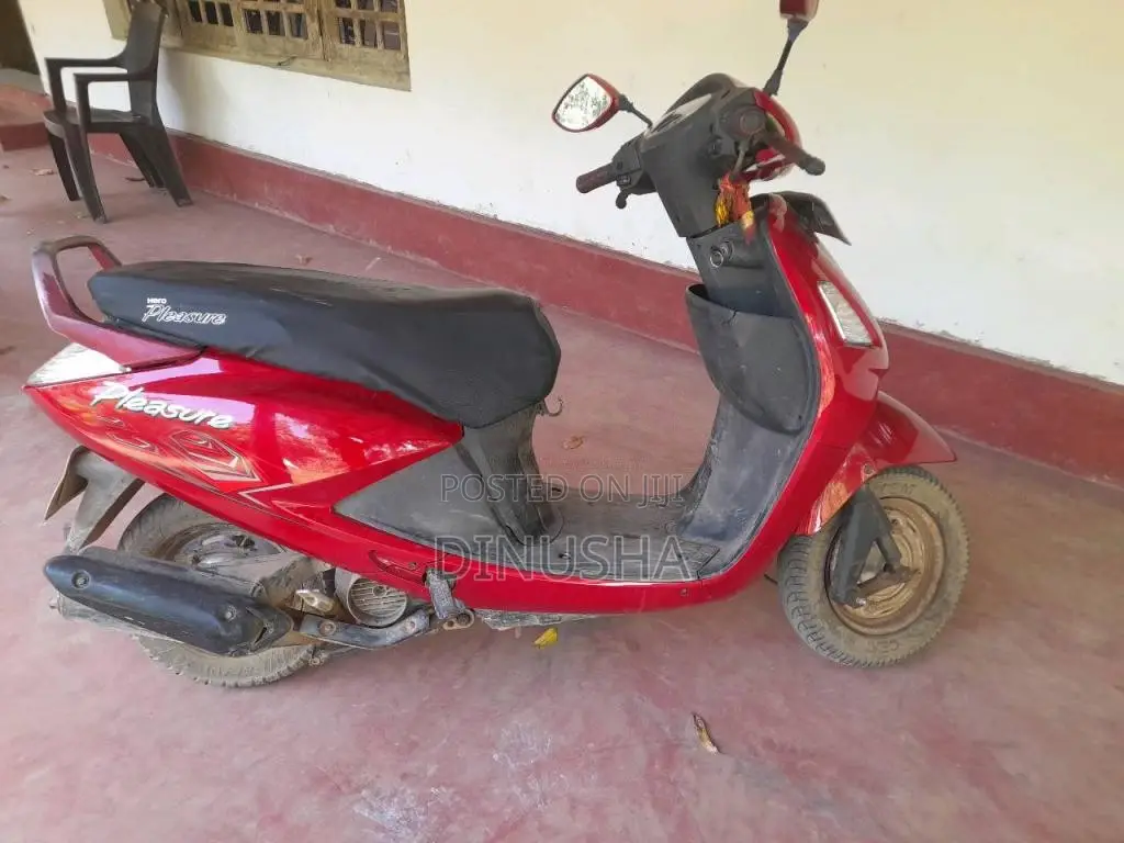 Hero Pleasure 2012 Motorbike (Used)