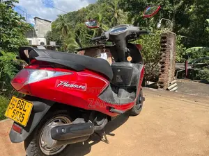 Hero Pleasure 2014 Motorbike (Used)