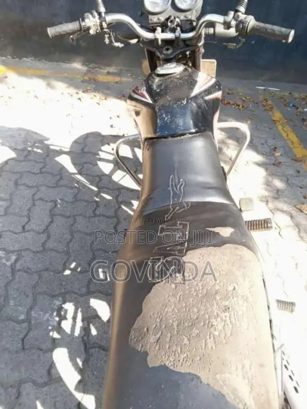 TVS Metro 2011 Motorbike (Used)