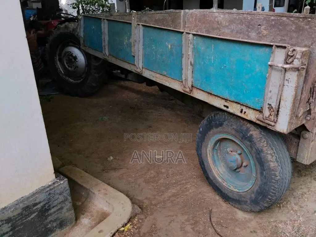 Massey-Ferguson 240 1980 Tractor (Used)