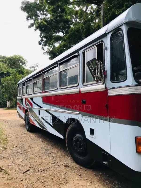 Ashok-Leyland Ruby 2002 Bus (Used)