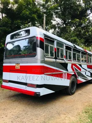 Ashok-Leyland Ruby 2002 Bus (Used)