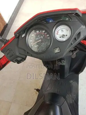 Honda Dio 2013 Motorbike (Used)