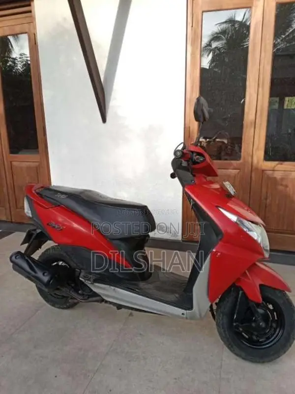 Honda Dio 2013 Motorbike (Used)