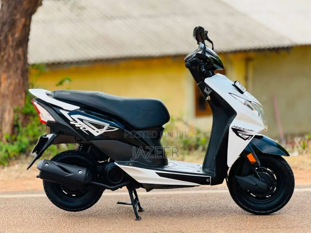 Honda Dio 2016 Motorbike (Used)