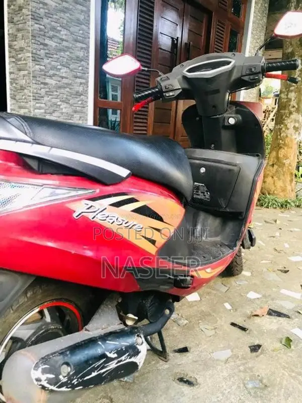 Hero Pleasure 2017 Motorbike (Used)