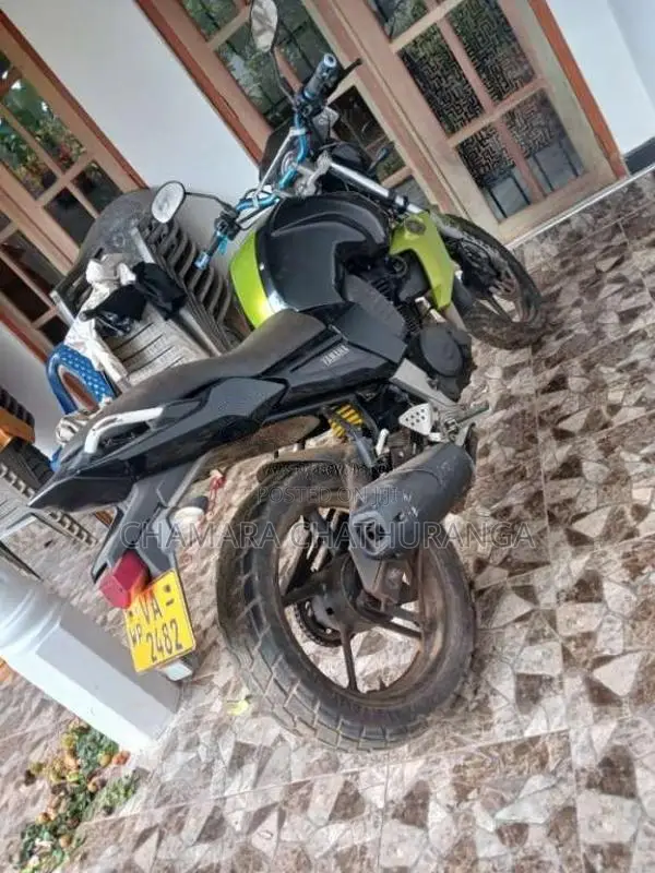 Yamaha Fz 2009 motorcycle (Used)