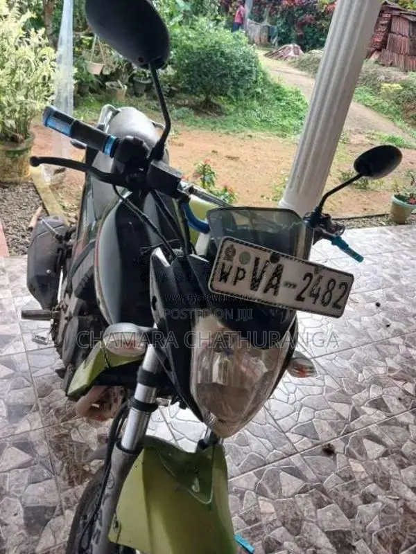 Yamaha Fz 2009 motorcycle (Used)
