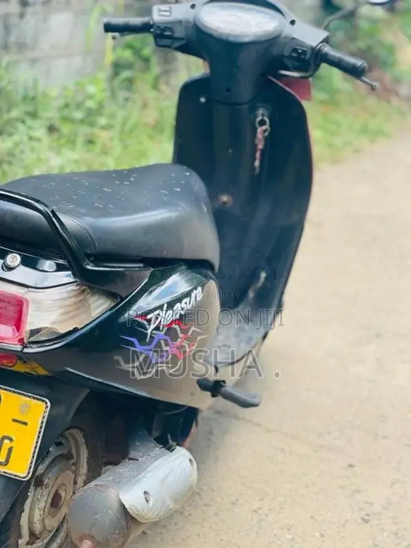 Hero Pleasure 2011 Motorbike (Used)