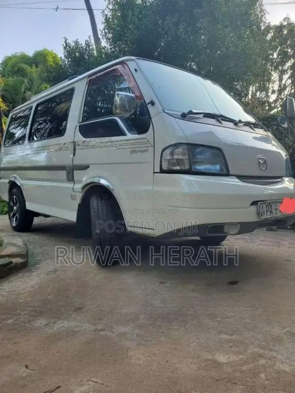 Nissan Bongo 2000 Van (Used)