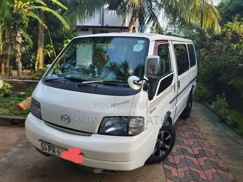 Nissan Bongo 2000 Van (Used)