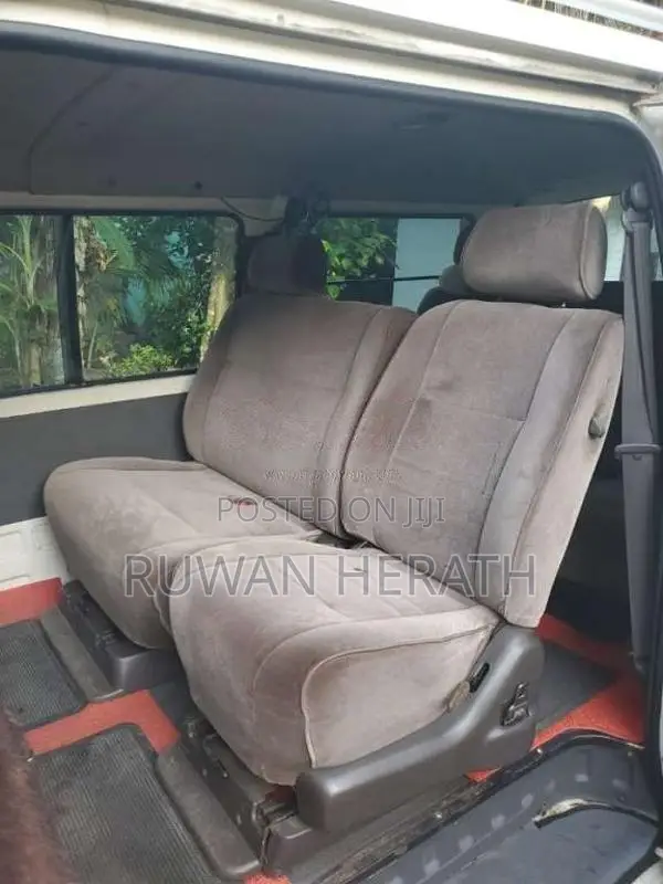 Nissan Bongo 2000 Van (Used)