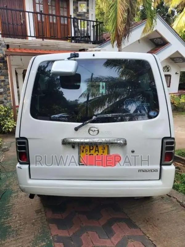 Nissan Bongo 2000 Van (Used)