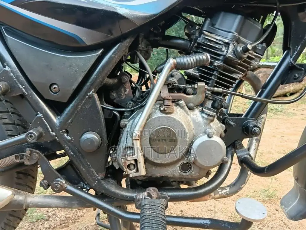 Bajaj Discover 2010 Motorbike (Used)