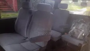 Toyota Grand Cabin 2001 Van (Used)
