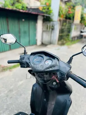 Honda Dio 2013 Motorbike (Used)
