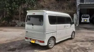 Suzuki Wagon 2018 Van (Used)