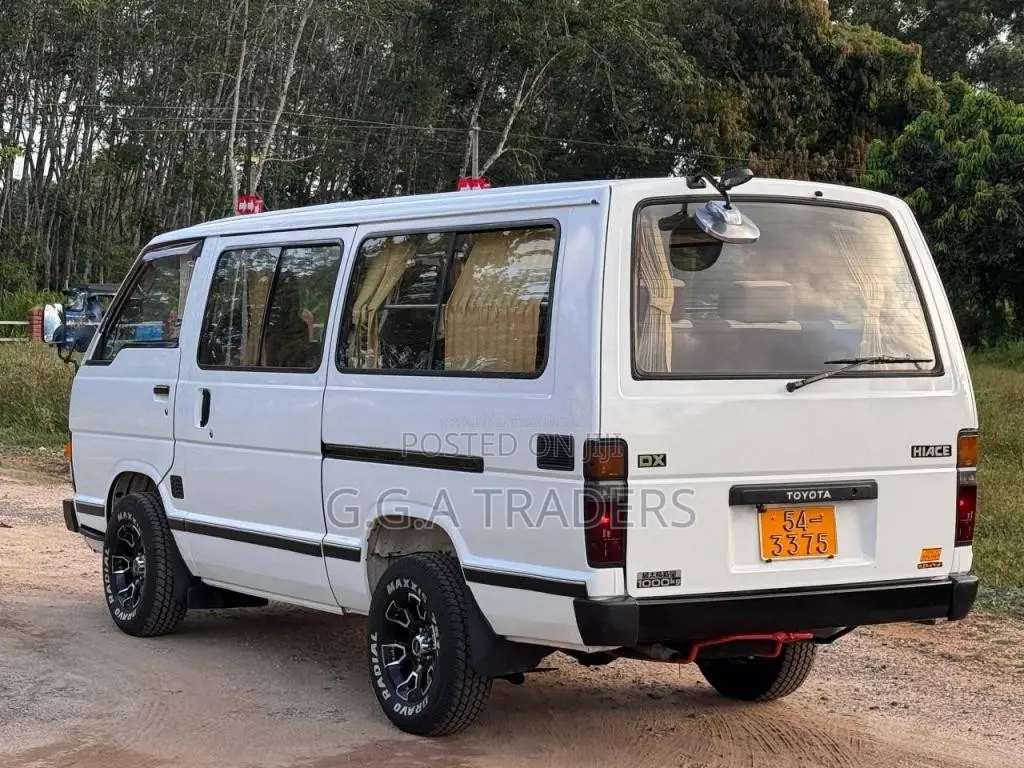 Toyota Hiace LH61V 1989 Van (Used)