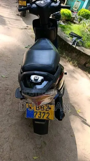 TVS Scooty Streak 2015 Motorbike (Used)