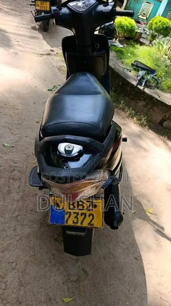 TVS Scooty Streak 2015 Motorbike (Used)