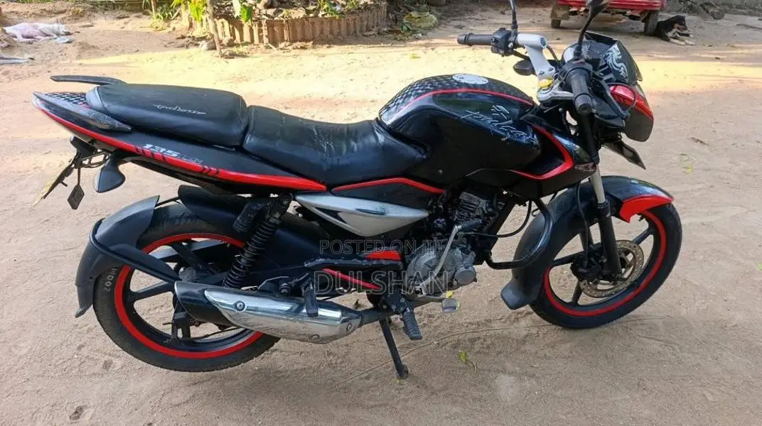 Bajaj Pulsar 135 2011 Motorbike (Used)