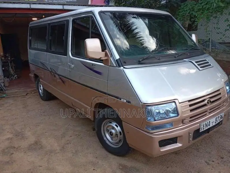 Tata Vingar 2011 Van (Used)
