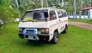 Mitsubishi Delica L300 1982 Van (Used)