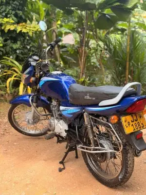 Bajaj Caliber 2004 Motorbike (Used)