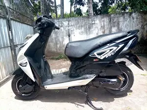 Honda Dio 2015 Motorbike (Used)