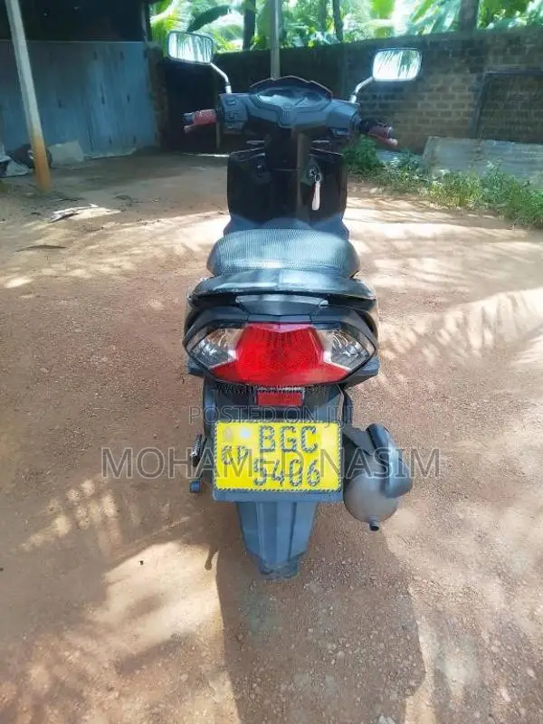 Honda Dio 2017 Motorbike (Used)