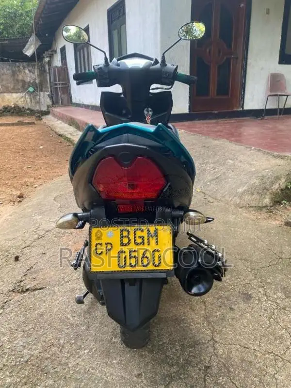 Yamaha ZR 2017 Motorbike (Used)