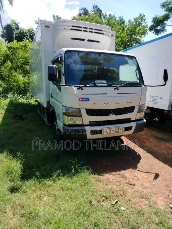 Mitsubishi Canter 2018 Lorry (Used)