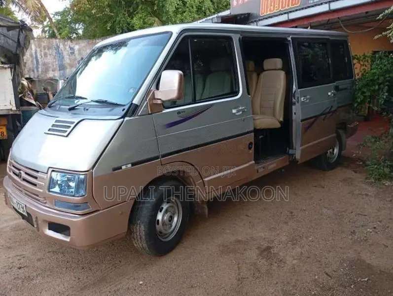 Tata Vingar 2011 Van (Used)