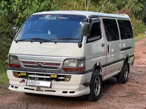 Toyota Dolphin LH172 2000 Van (Used)