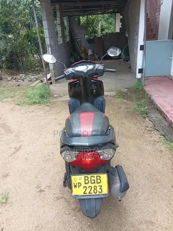 Honda Dio 2017 Motorbike (Used)