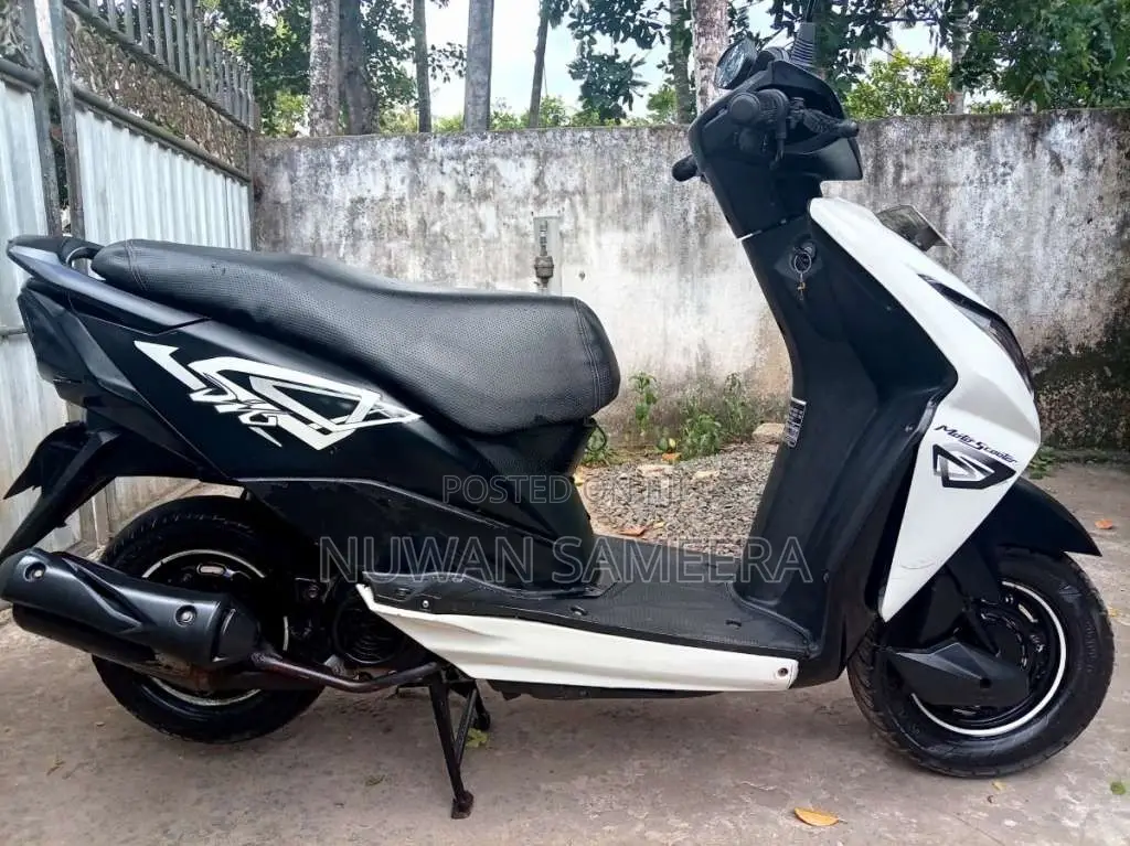 Honda Dio 2015 Motorbike (Used)