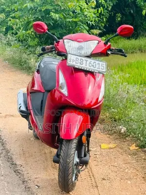 Hero Pleasure 2015 Motorbike (Used)
